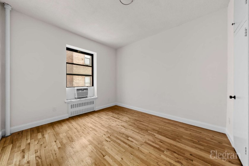 wide photo
