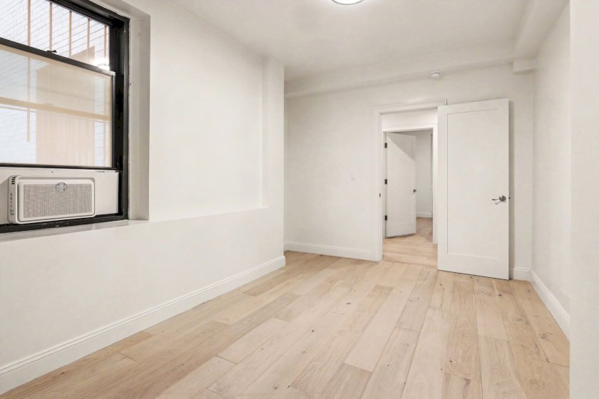 wide photo