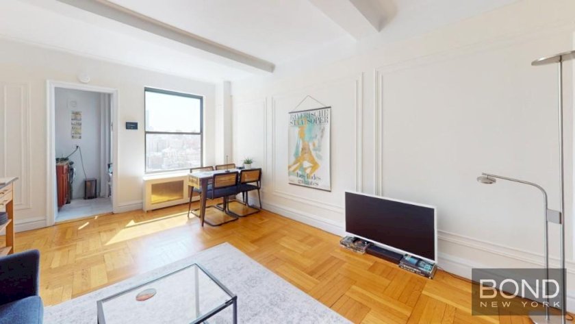 wide photo