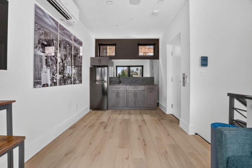 wide photo