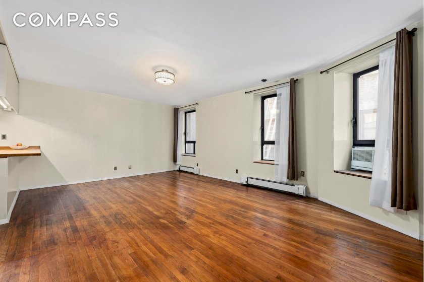 wide photo