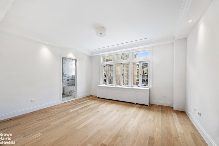 wide photo