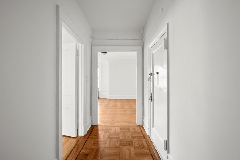 wide photo
