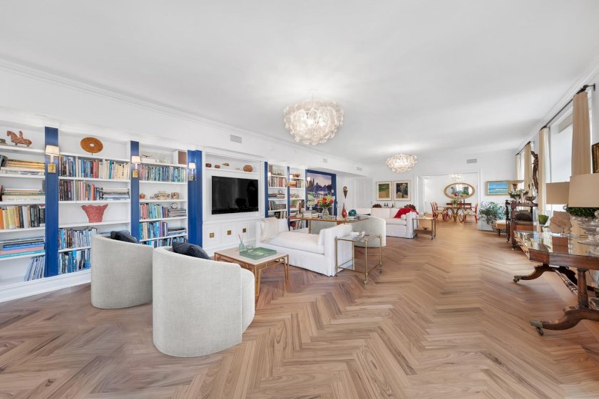 wide photo