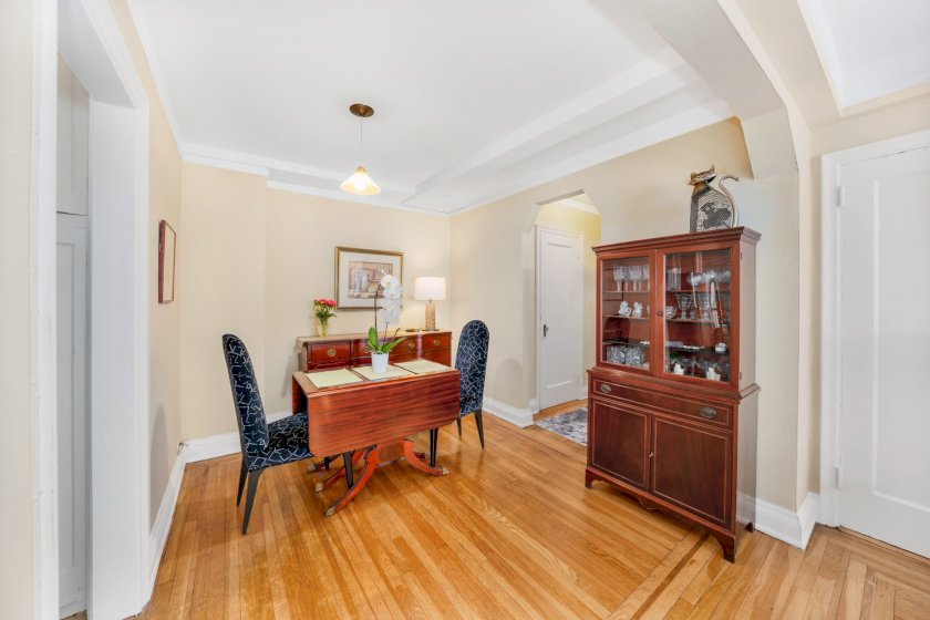 wide photo