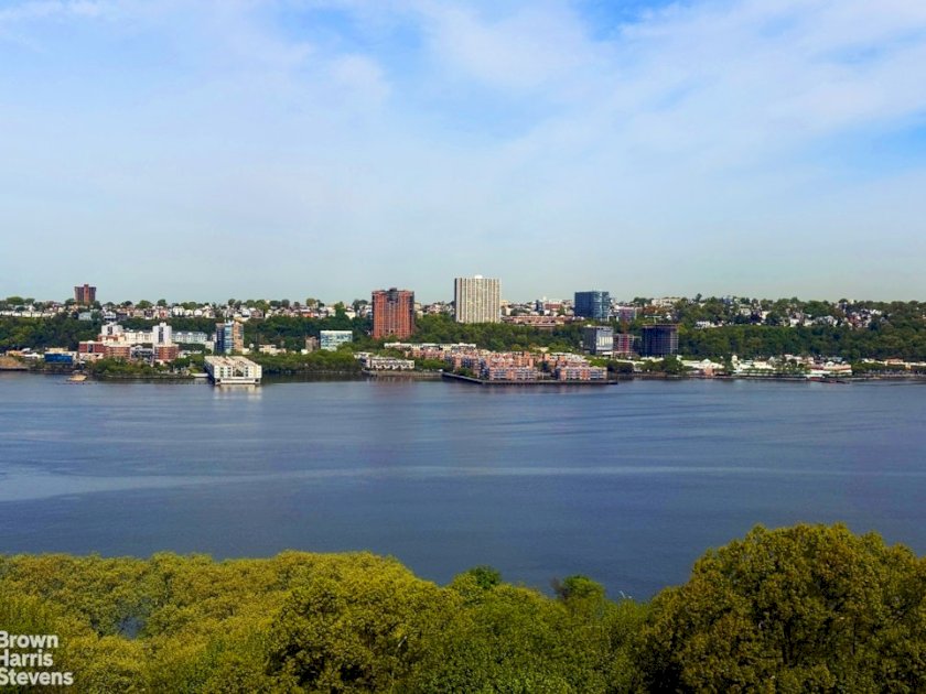 wide photo