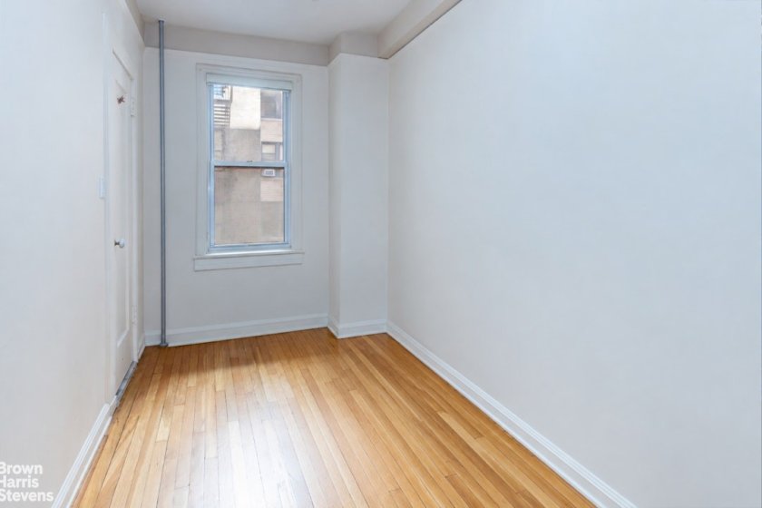 wide photo