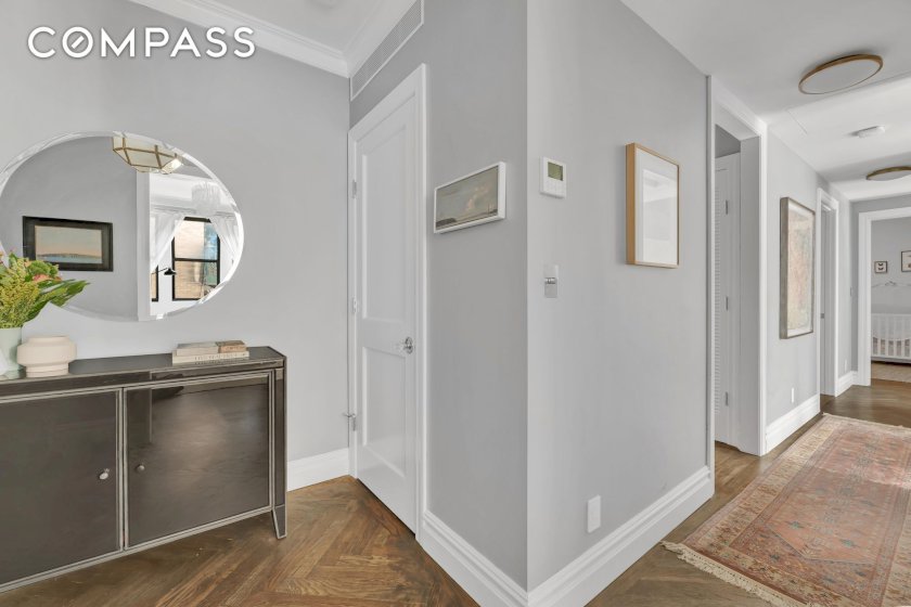 wide photo