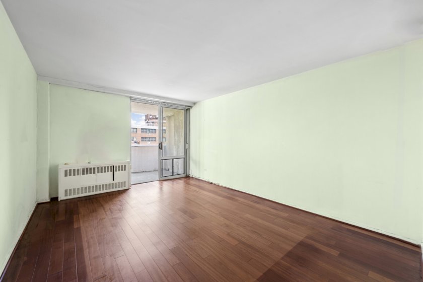 wide photo