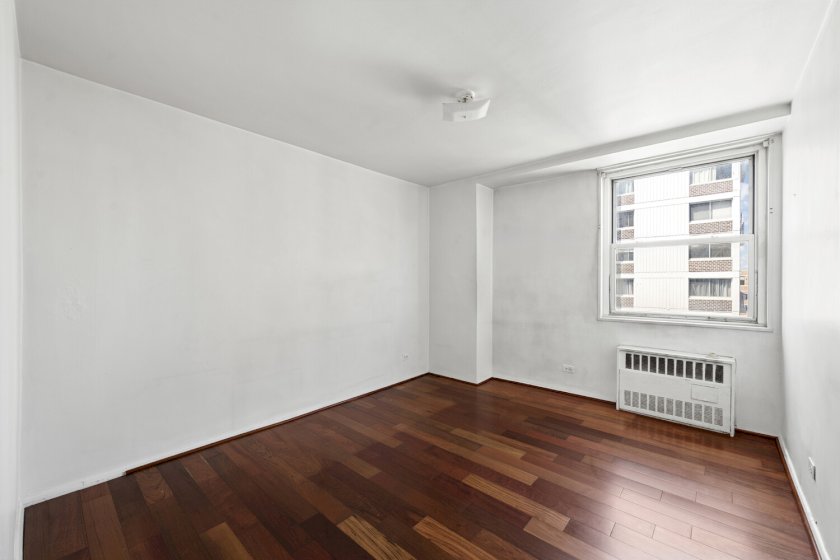 wide photo