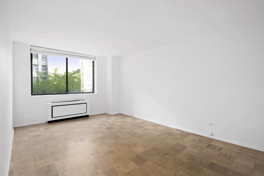 wide photo