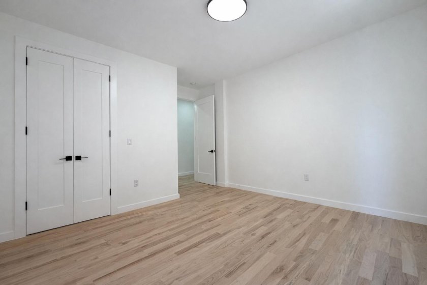 wide photo