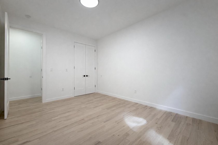 wide photo