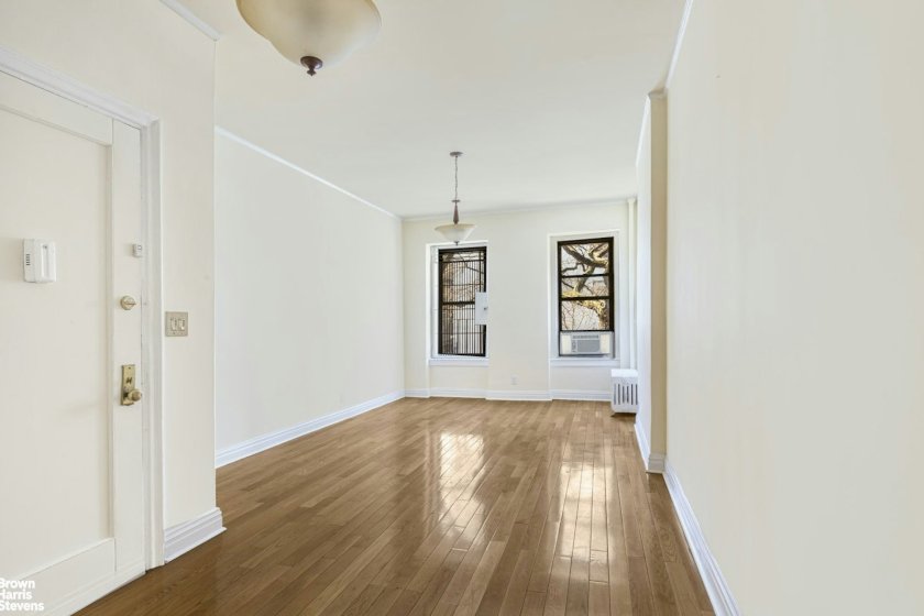 wide photo