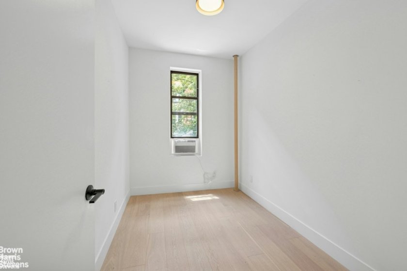 wide photo