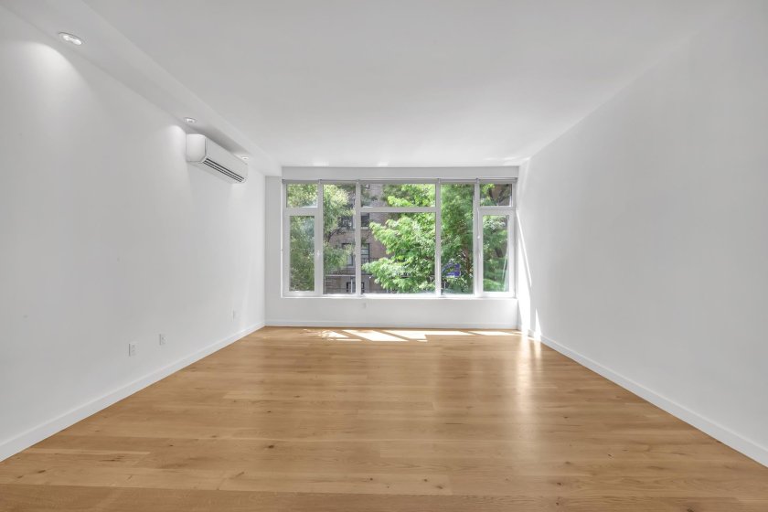 wide photo