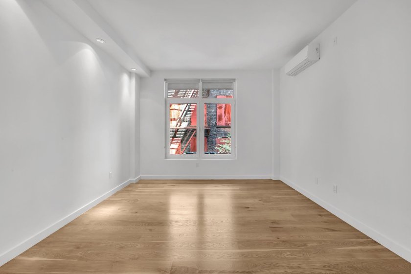 wide photo