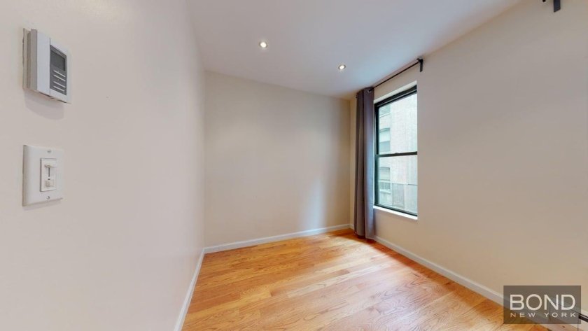 wide photo