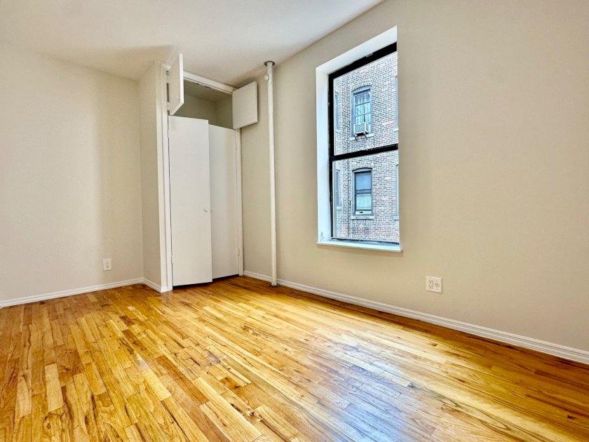 wide photo