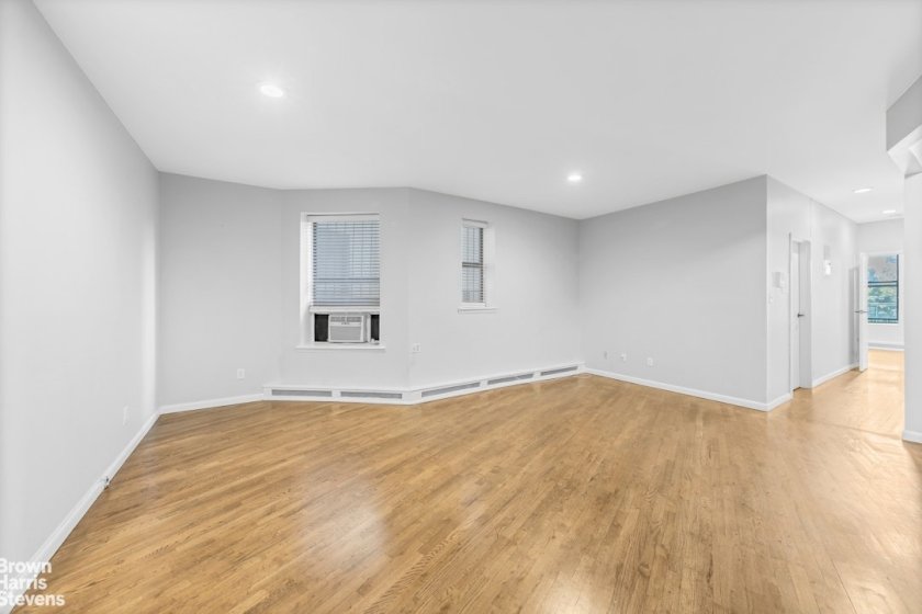 wide photo