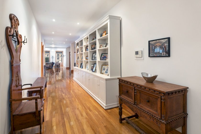 wide photo