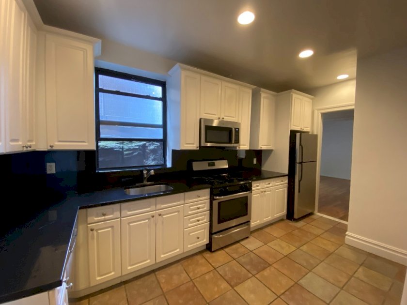 wide photo