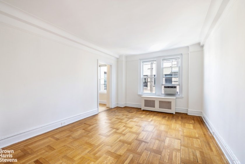 wide photo