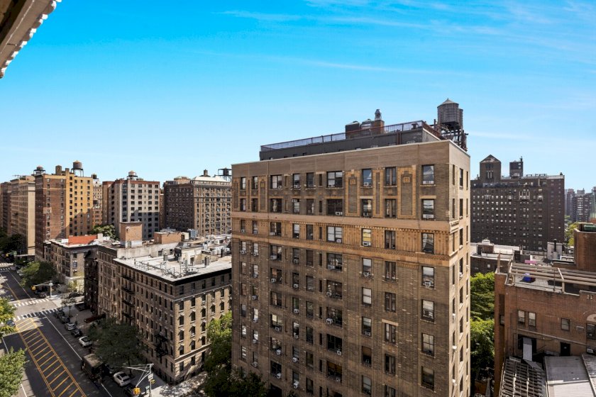 wide photo