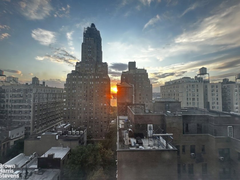 wide photo