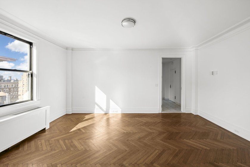 wide photo