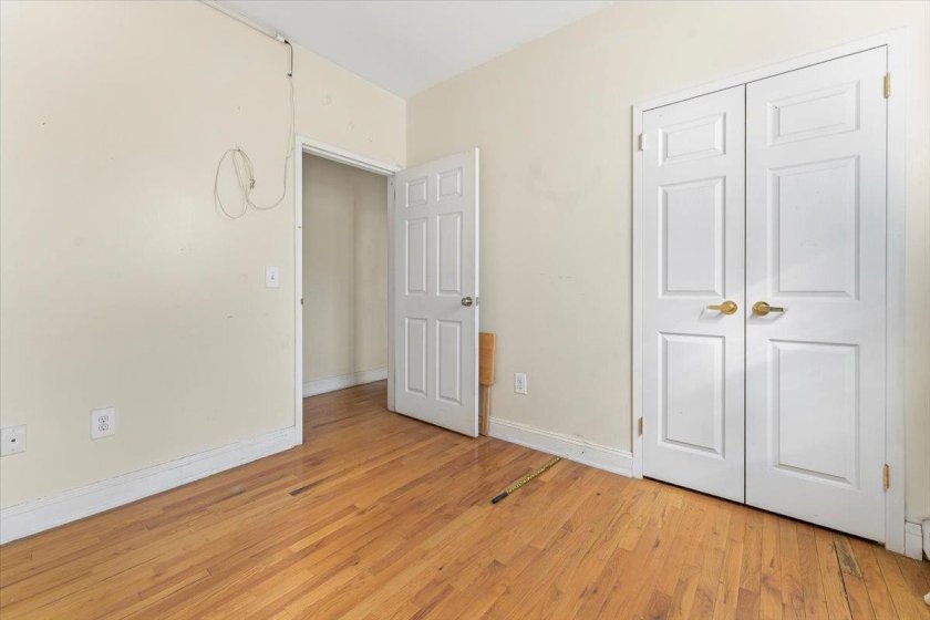 wide photo