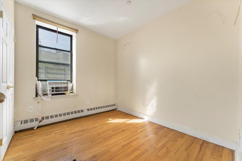 wide photo