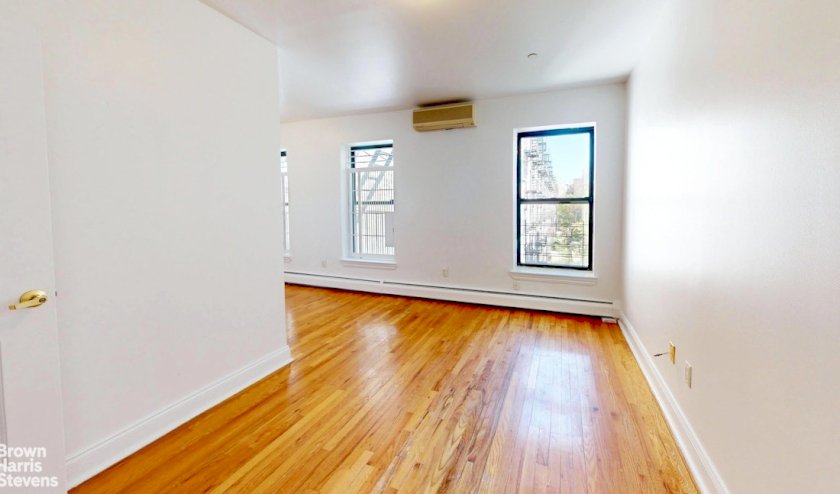 wide photo