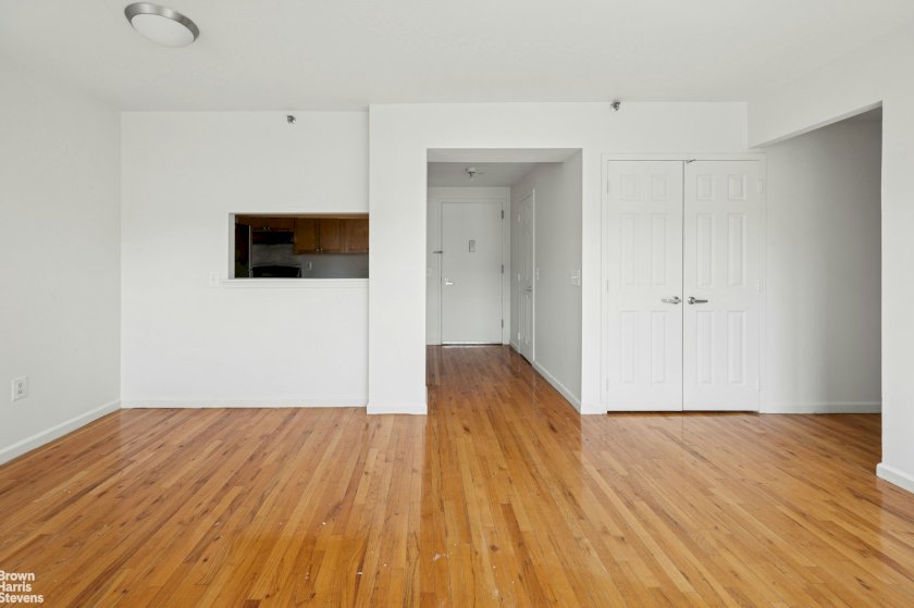 wide photo