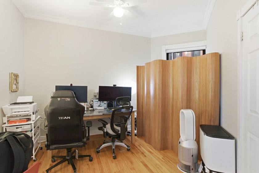 wide photo