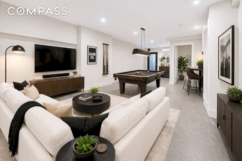 wide photo