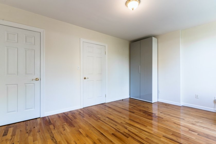 wide photo