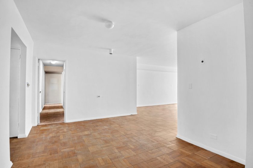 wide photo