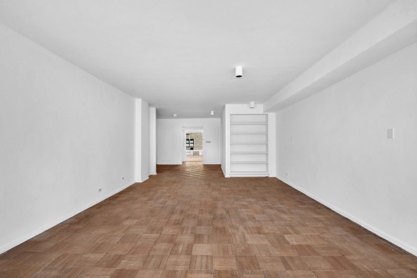 wide photo