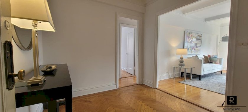 wide photo