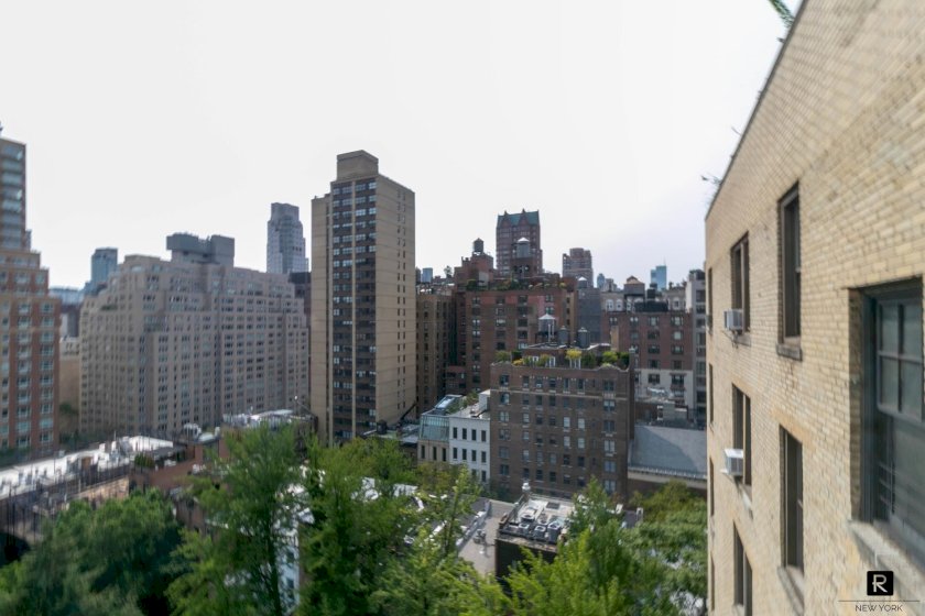wide photo