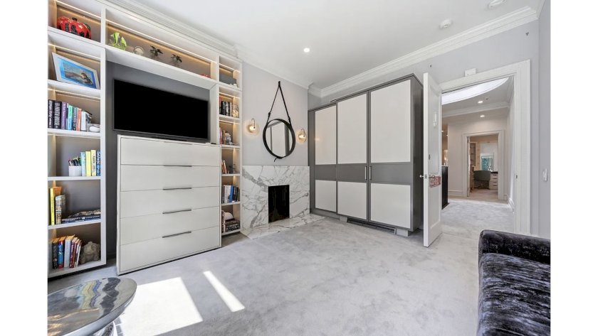wide photo