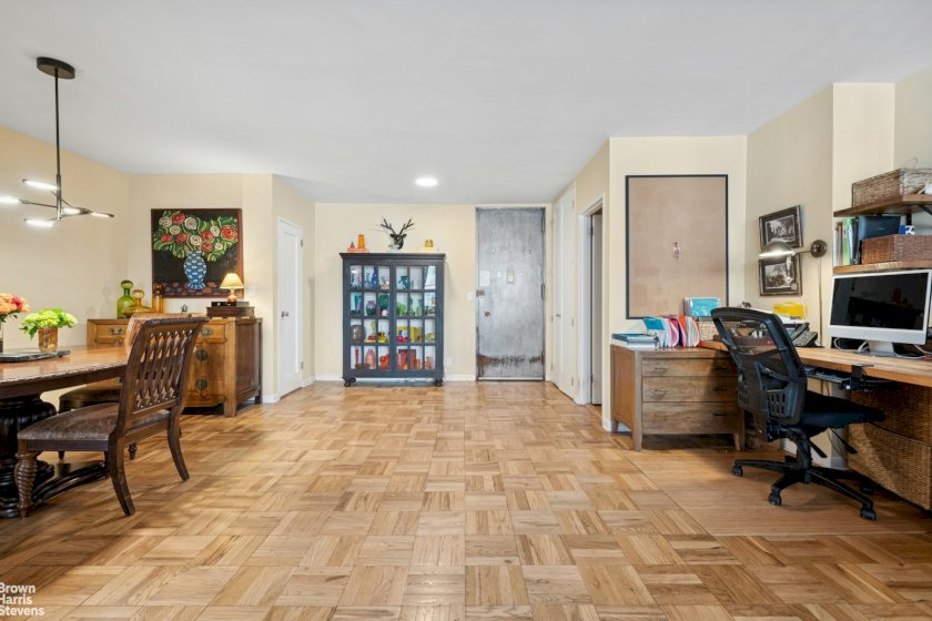 wide photo