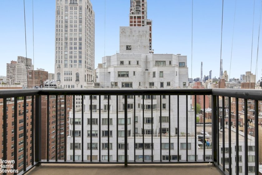 wide photo