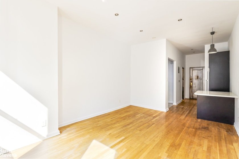 wide photo