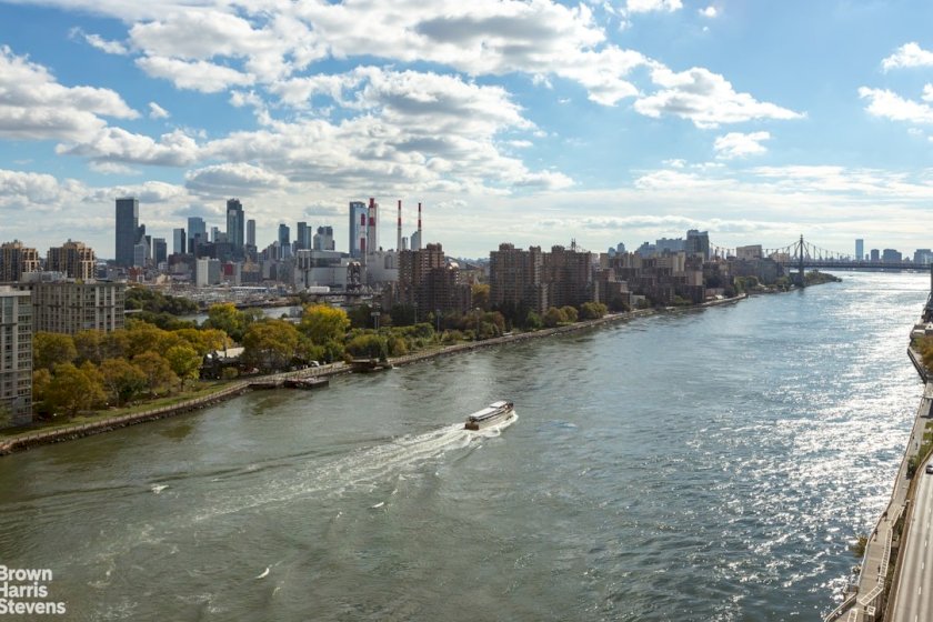 wide photo