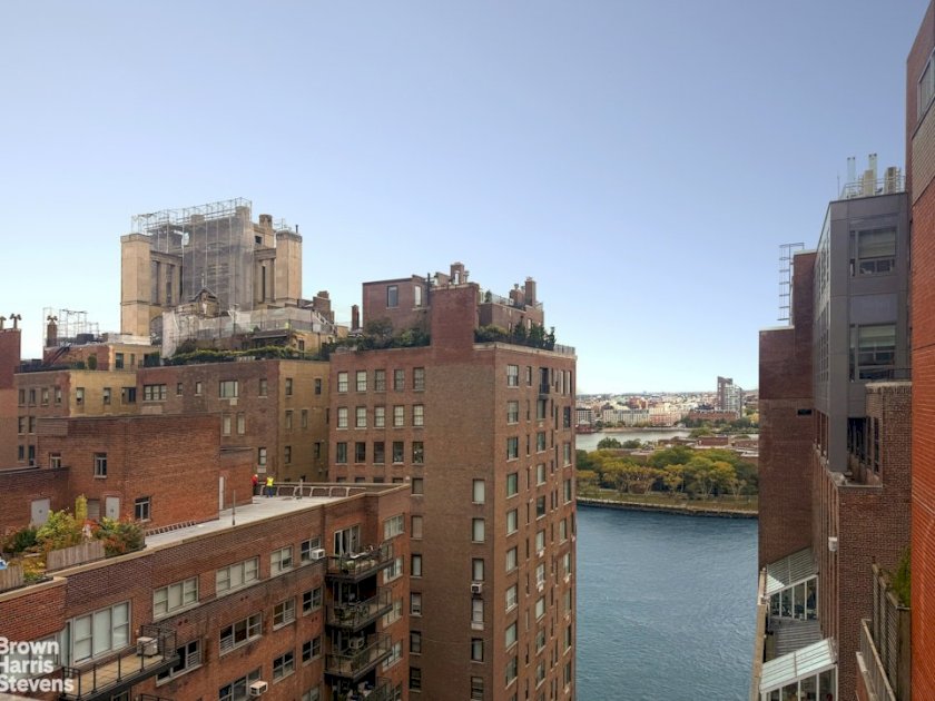 wide photo