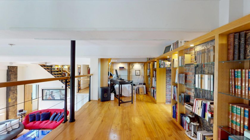 wide photo