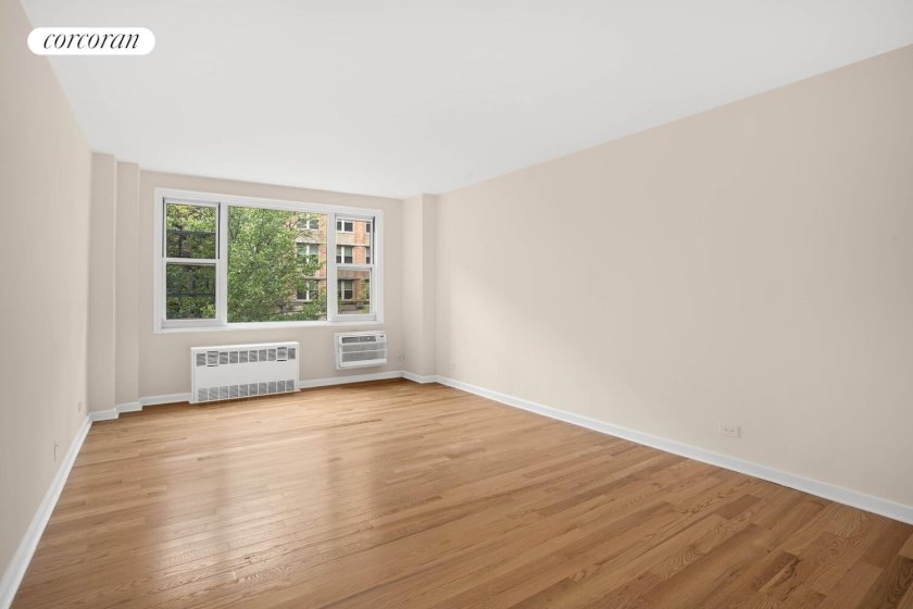 wide photo