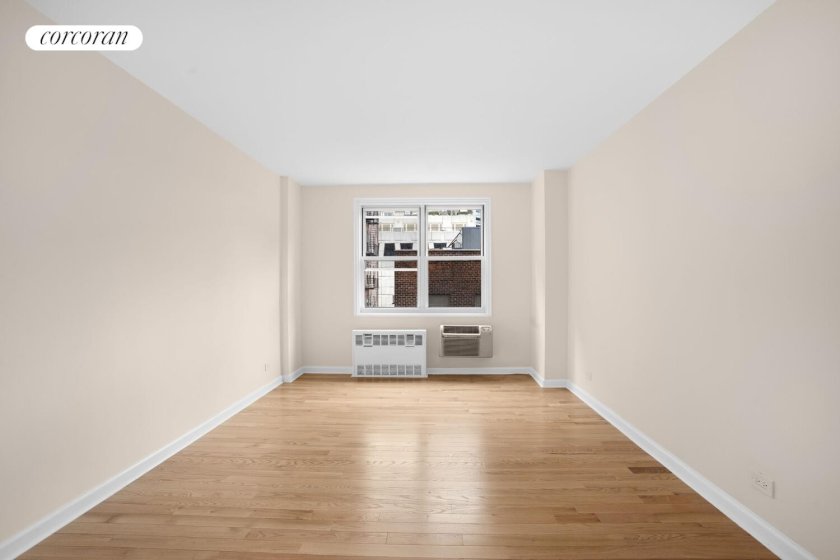wide photo